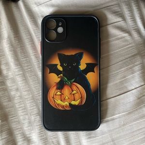 iphone 11 and phone case 🐈‍⬛